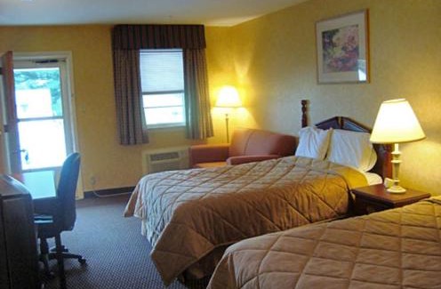 New Berlinville Hotel | Budget Host Inn