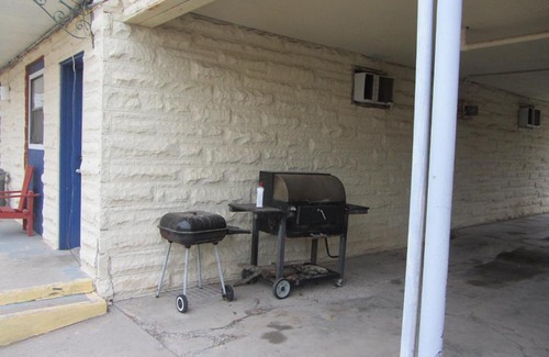 Ballinger Hotel | Budget Inn Ballinger