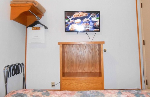 Long Prairie Hotel | Budget Inn Long Praire