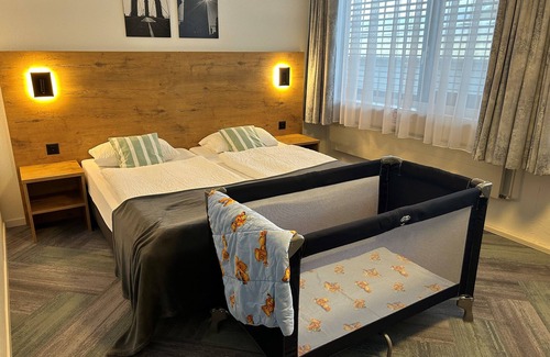 Daellikon Hotel | Budget Motel Self Check-in