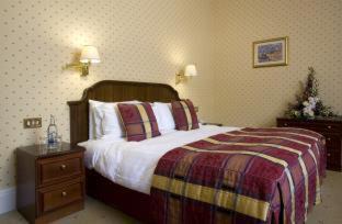 Helford Passage Hotel | Budock Vean Hotel and Spa