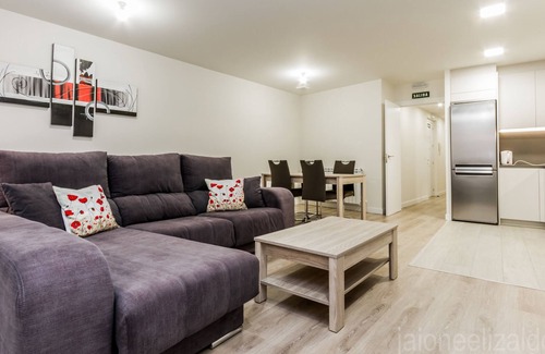 Old Town Condo | Buen Camino Apartment