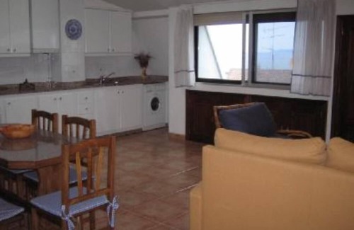 Bueu Apartment | Bueu: Bueu, Rias Baixas, apartment with views in front of Agrelo beach