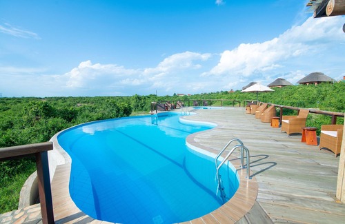 Rubirizi House | Buffalo Safari Lodge in Queen Elizabeth National Park