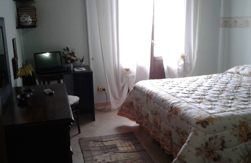 Altavilla Milicia Bed & Breakfast | Building in the historic center equipped with every comfort furnished and equipped