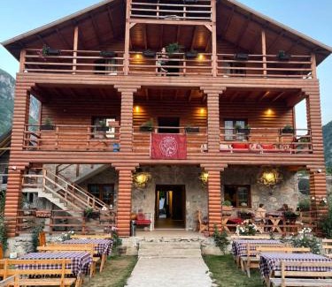 Theth House | Bujtina Dreni