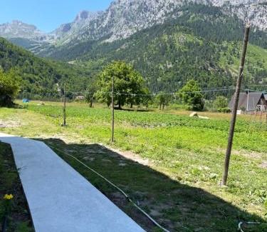 Valbone House | BUJTINA IZET SELIMAj