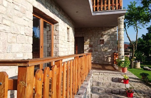 Moscopole Bed & Breakfast | Bujtina SHKODRANI