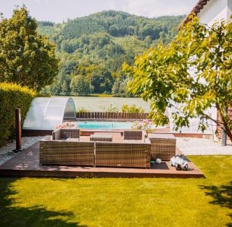 Sarmingstein House | Bungalow Donaublick mit Pool und Garten