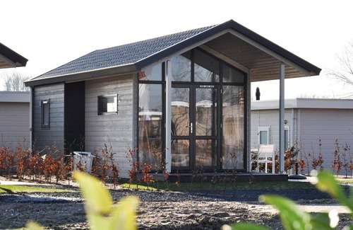 Municipality of Hellevoetsluis House | Bungalow ∙ 1 bedroom ∙ 4 guests