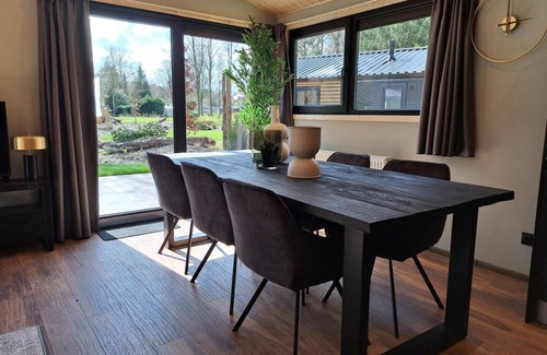 Maarn House | Bungalow ∙ 3 bedrooms ∙ 6 guests