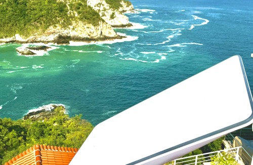 Puerto Angel House | BUNGALOW ALBERCA Y PLAYA SEMI-PRIVADA, PLAYA ZIPOLITE-MAZUNTE, 8 PLAYAS CERCANAS