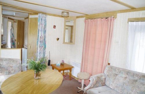 Pierrefitte-sur-Loire House | Bungalow charmant à Pierrefitte-sur-Loire + jardin et BBQ