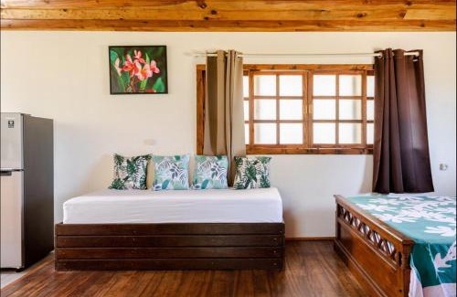 Moorea-Maiao House | Bungalow Hiana - vue lagon avec plage privée