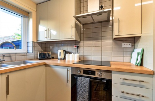 Burnham-on-Sea House | Bungalow in Burnham-on-Sea near Sandy Beaches