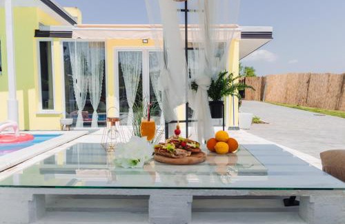 Stari Banovci Villa | Bungalow Lux