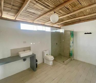 San Vicente de Canete Hotel | Bungalows frente al mar en playa Wakama