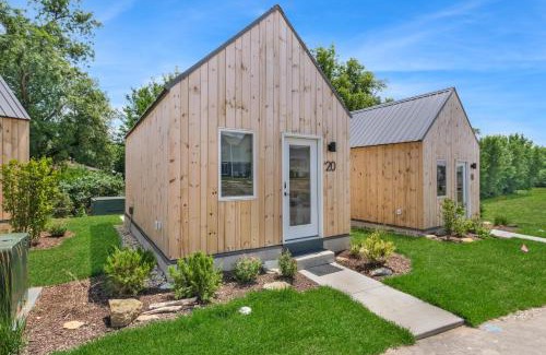 Ottawa House | Bunkies-Old Salt