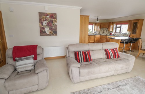 Inishmacatreer House | BUNNY LANE, family friendly in Ballycarra, County Mayo