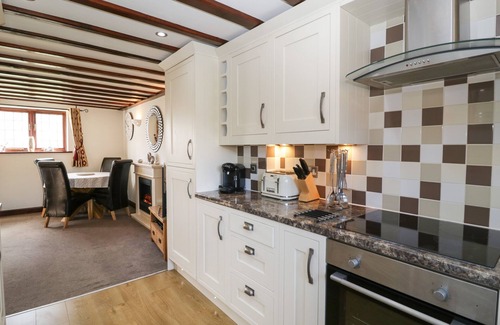 Ardens Grafton Cottage | Burford Cottage