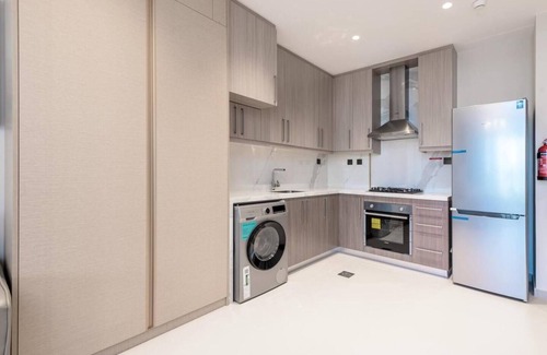 Dubai Sports City Apartment | Burj Dreams - Luxe Studio Stay