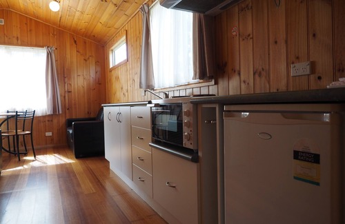 Ocean Vista Hotel | Burnie Ocean View Motel and Holiday Caravan Park