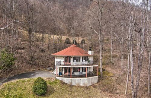 Burnsville Apartment | Burnsville Apt with Deck in Pisgah National Forest