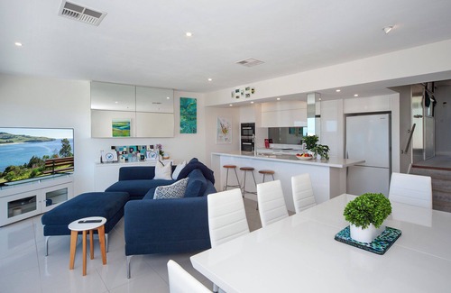 Gerringong Apartment | Burri Burri View for 2- Ocean Views