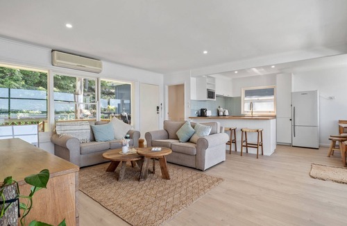Burrill Lake House | Burrill Lake Cottage