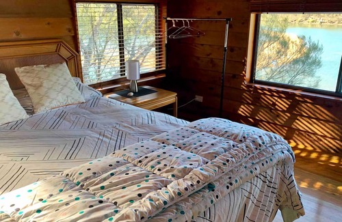 Pacific Haven House | Burrum River Boat House - Pacific Haven- Riverfront - 2BR