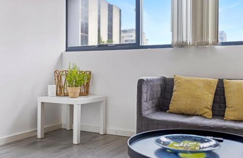 Burwood Apartment | Burwood 1Br studio nearTrain StationShopping