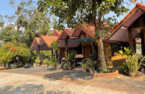 Ta Phraya Resort | Busby Resort