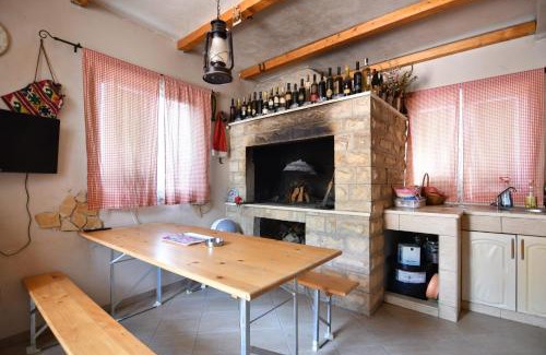 Kastel Stari Apartment | Business Oasis of Peace