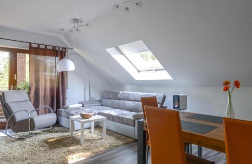 Schloß Neuhaus Apartment | Business Wohnung + hochwertige Ausstattung