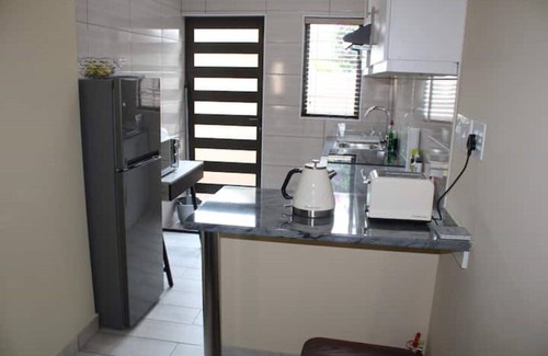 Edenvale Apartment | Bustani 2 - Spacious Secure and Private Apartment - Self-catering