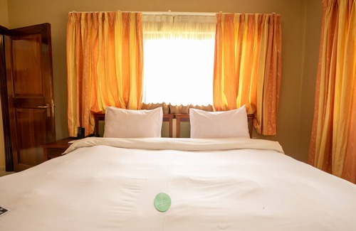 Busua Hotel | Busua Beach Resort