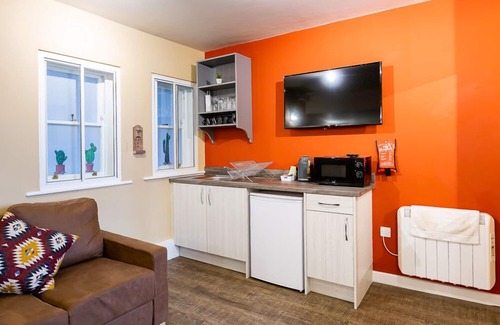 Newcastle-upon-Tyne Apartment | Butch Cassidy's Bunkhouse