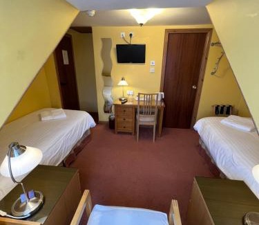 Central Aberdeen House | Butlers Guest House