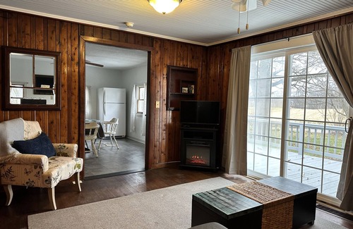Blissfield Cottage | Butterfly Bliss Cottage Welcomes You to Holmes County