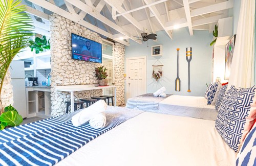 Gambier Apartment | Butterfly Cottage at Viking Hill - Love Beach