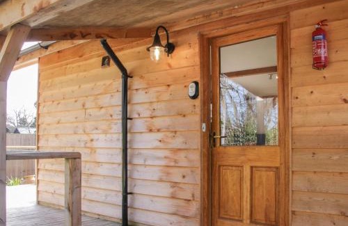 Felton House | Buzzard Lodge