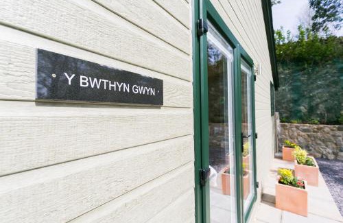 Tyn-y-Gongl House | Bwthyn Gwyn