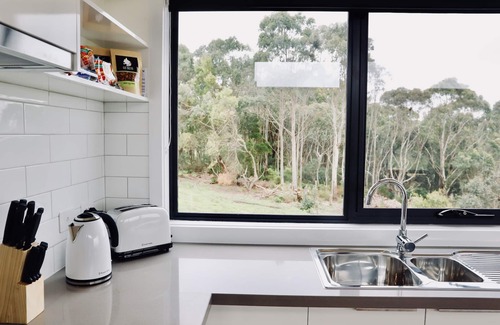 Wattle Hill Apartment | By Moonlight