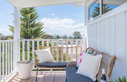 Rosebud House | By the Bay - 100m to Beach