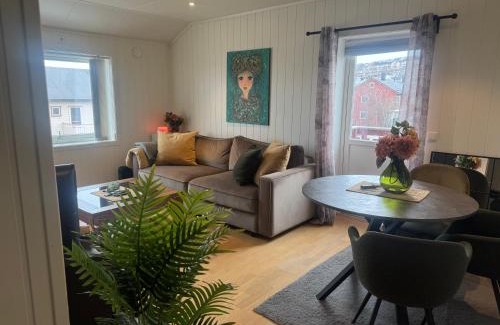 Kirkenes Apartment | By the city center Free parking Newly renovated