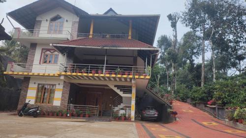Madikeri House | BYMANA ESTATE STAY.!
