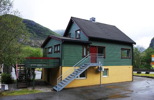 Byrkjedal Hotel | Byrkjedalstunet Hotell