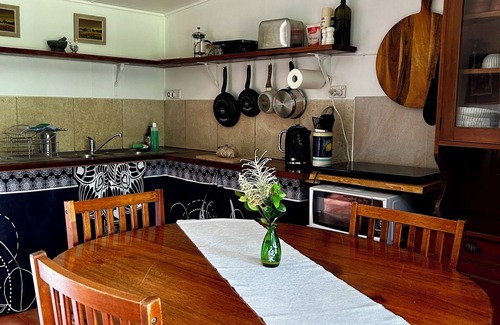 Goonengerry Apartment | BYRON BAY HINTERLAND "Robyn's Nest" at the "Mists of Avalon"