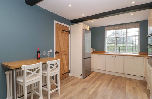 Malvern House | BYWAYS, pet friendly, luxury holiday cottage, with hot tub in Malvern