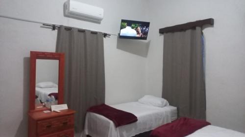 Zona Centro Apartment | Céntrica habitación con balcón para 3 personas con baño exclusivo en pasillo